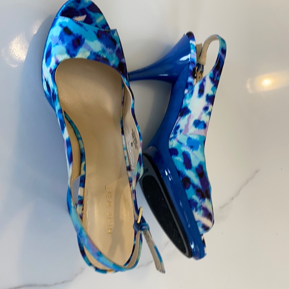 Nine West sling back open toed shoes